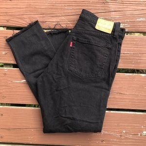 Straight leg black Levi’s